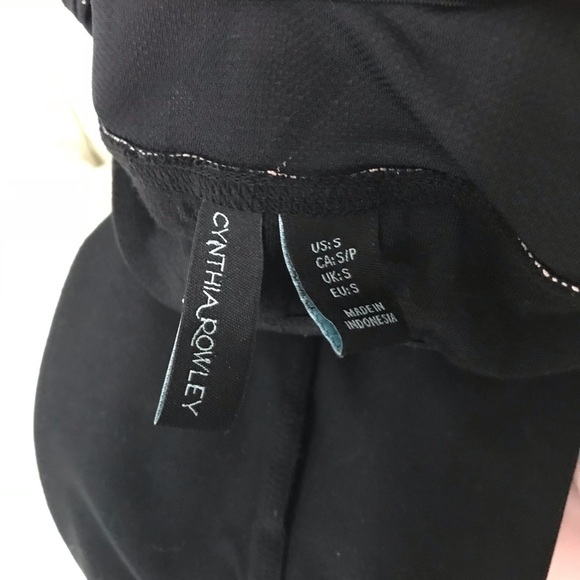 Cynthia Rowley workout top with built in bra - Picture 8 of 8